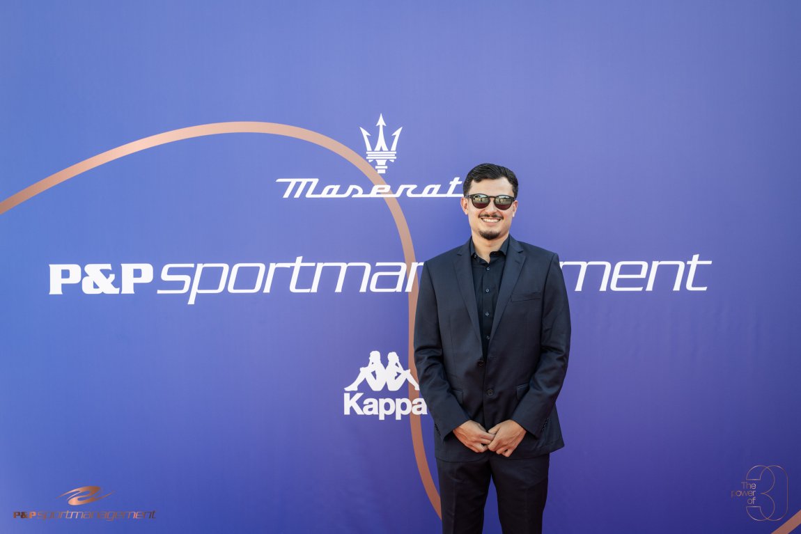 Foto 10 — Red Carpet