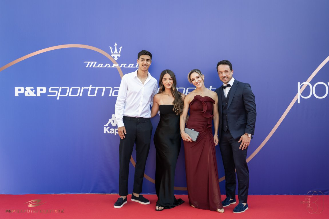 Foto 11 — Red Carpet
