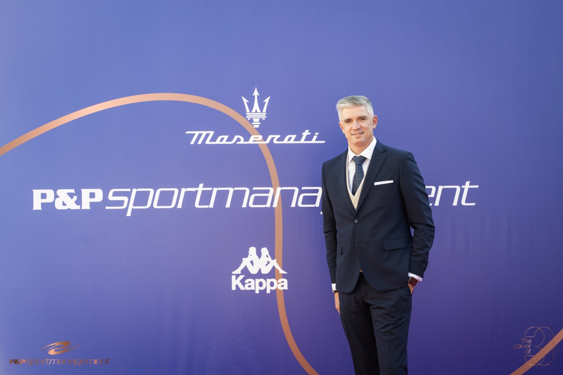 Foto 15 — Red Carpet